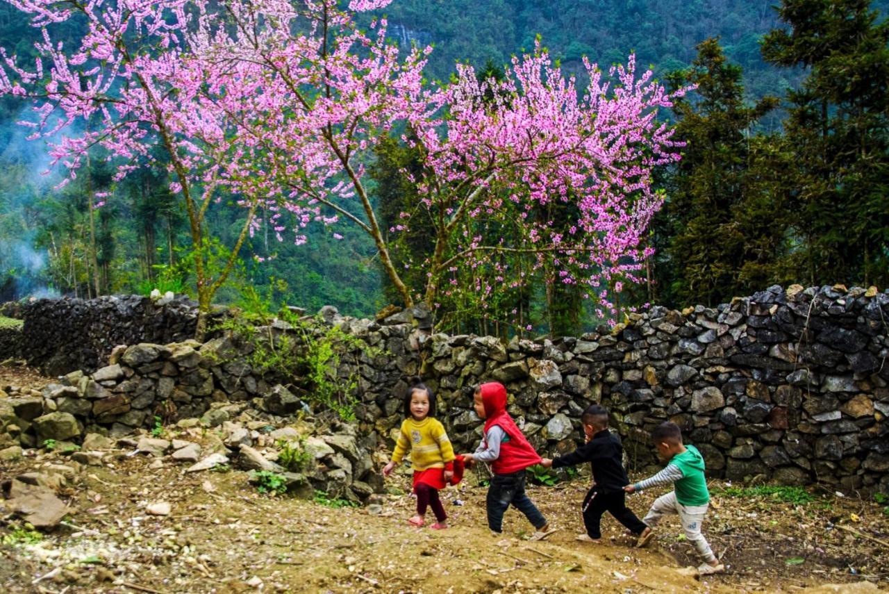 Nha Nghi T&T Dong Van (Ha Giang) Exterior foto